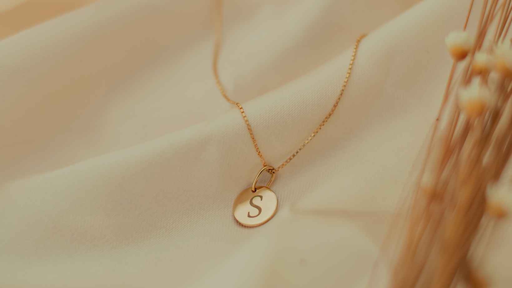 Dainty Gold Necklace