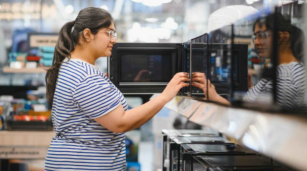 חנות למוצרי חשמל יוקרתיים